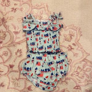 Cute USA smocked set size 6-12